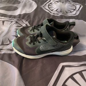 Youth Boys Nike Downshifter 9 Running Shoes